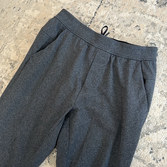 LuluLemon men’s Intent Jogger- size M- heather grey - Picture 3 of 7